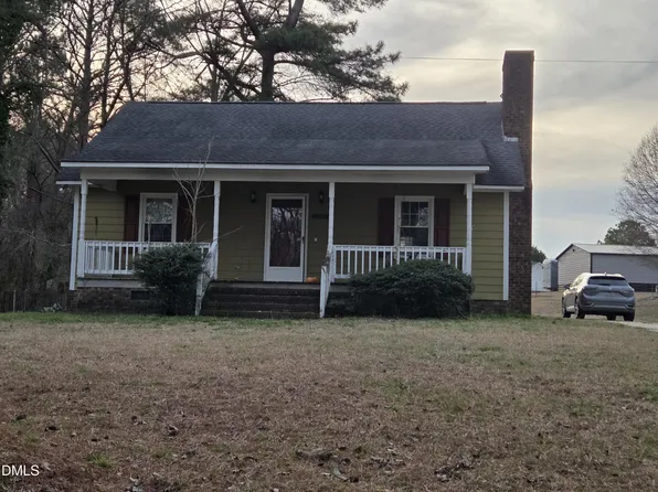 727 N Orange St, Coats, NC 27521