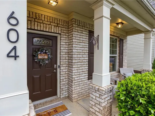 604 Providence Walk Pl, Canton, GA 30114