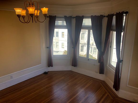 3rd image of 359 Fillmore St #12