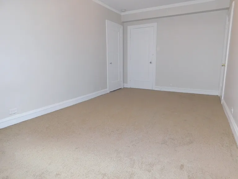 Oak Crest — Photo 25