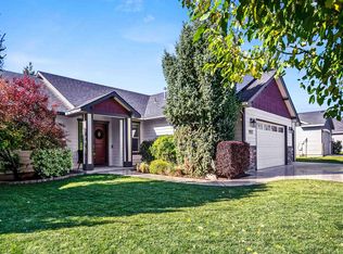 9057 S Royal Gala Ave, Kuna, ID 83634