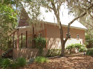 150 Indian Lakes Rd, Hawthorne, FL 32640