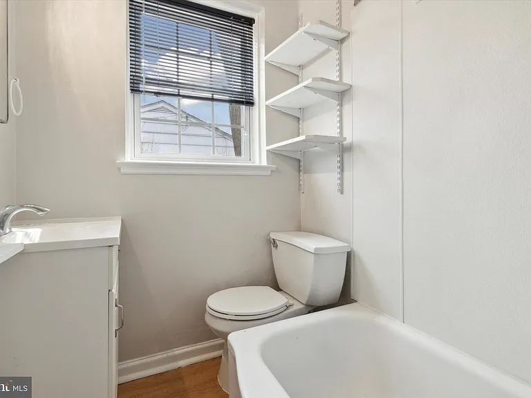 404 E Jefferson St #3 — Photo 13