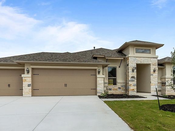 Crown C exterior