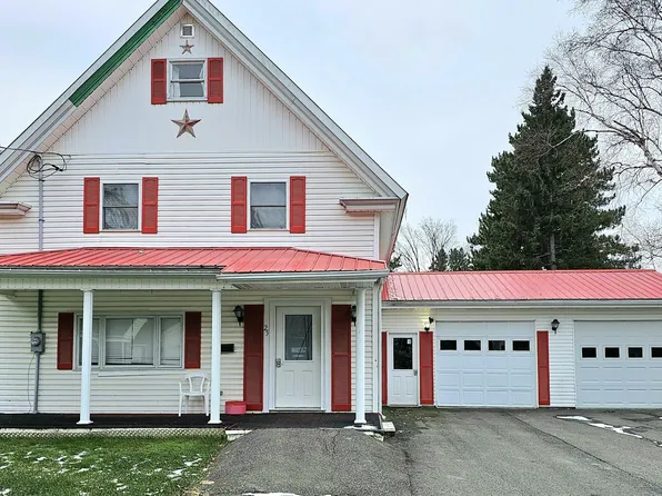 25 Page Avenue, Fort Kent, ME 04743