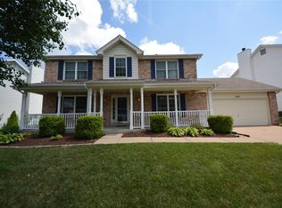 7486 Little Oaks Dr, O'Fallon, MO