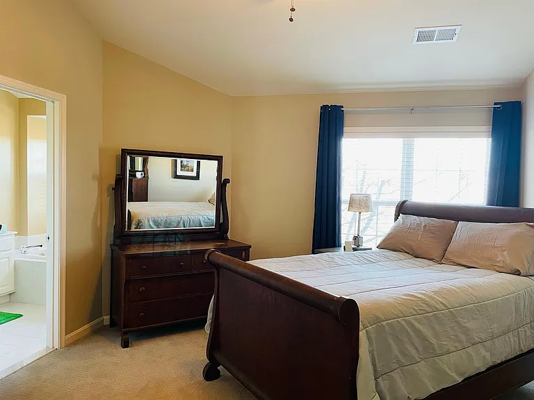 Bedroom #1