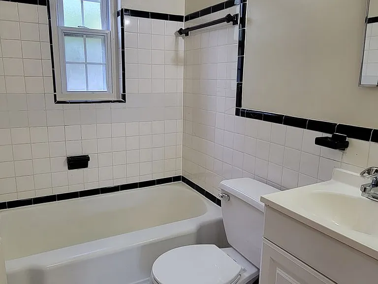 Bedford Gardens Apartments — Photo 6