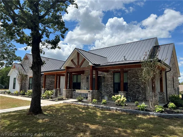 1617 Wellington Way, Fort Smith, AR 72908