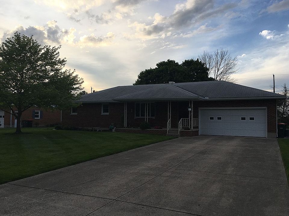 1st image of 1059 Woodland Dr