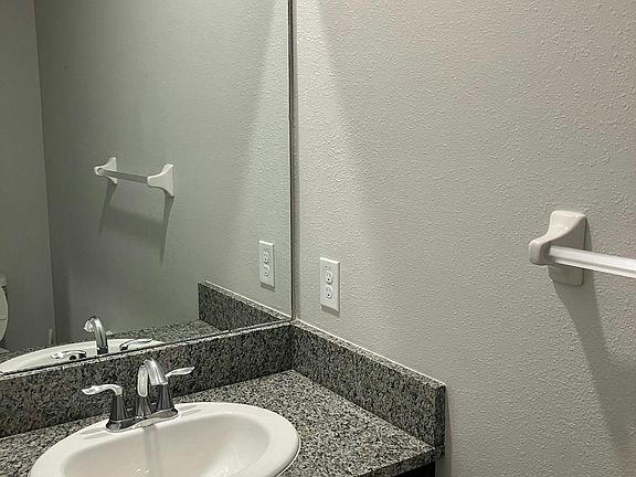 4th image of 2531 Midnight Pearl Dr
