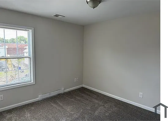 149 S Main St #D — Photo 11