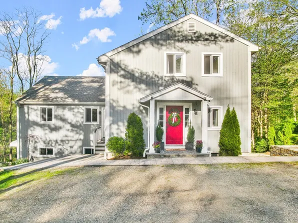 351 Bennetts Farm Road, Ridgefield, CT 06877