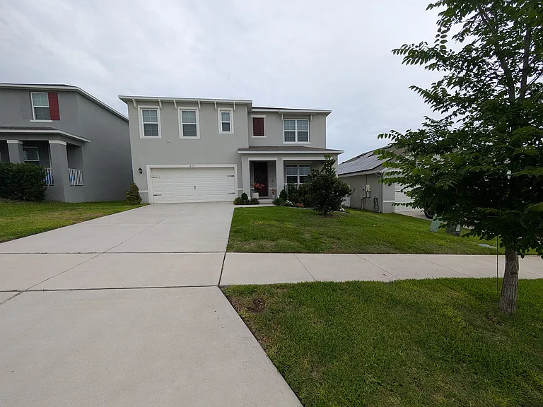 1839 Hackberry St — Photo 2