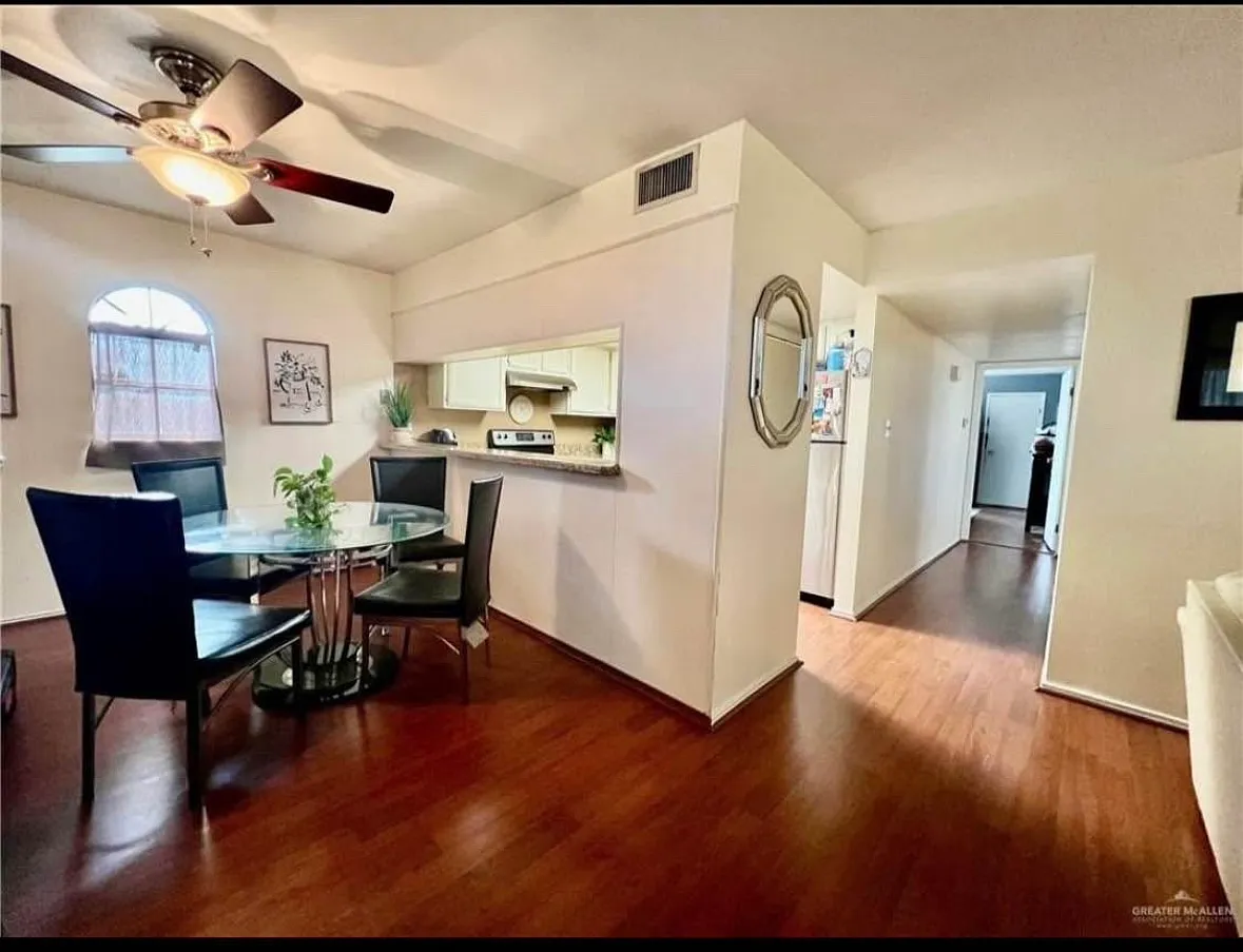 2 bed, 1333 sqft, $1,100 — Photo 3