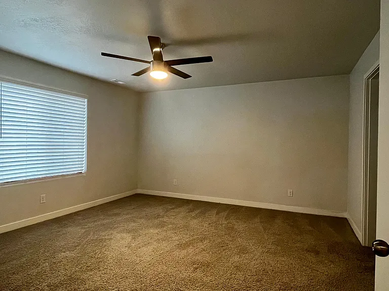 3552 W Alta Loma Ln — Photo 13