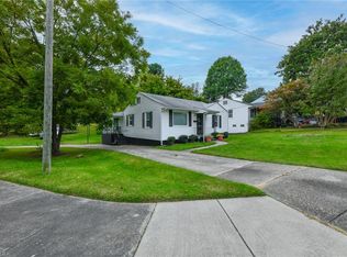 834 Ross Ave, Greensboro, NC 27406