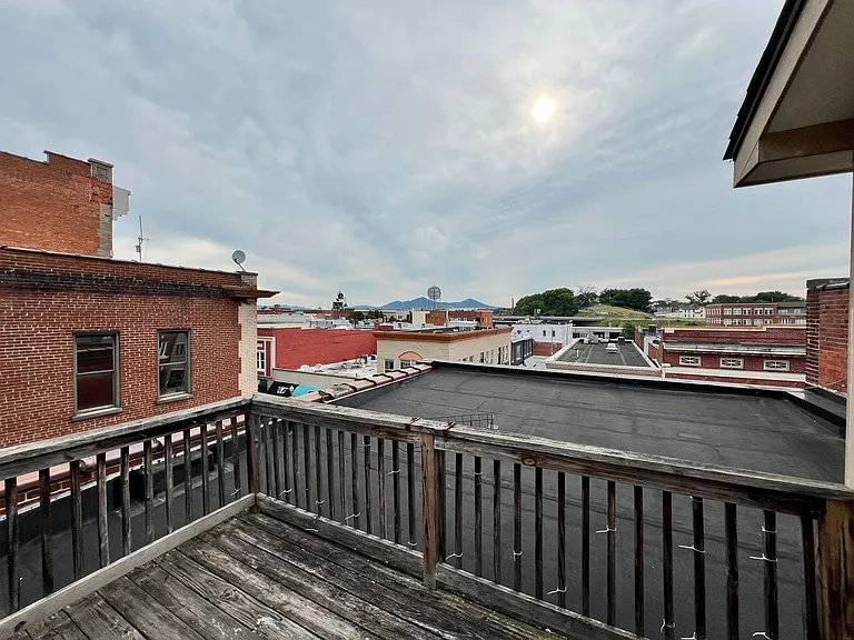 301 Market St SE — Photo 47