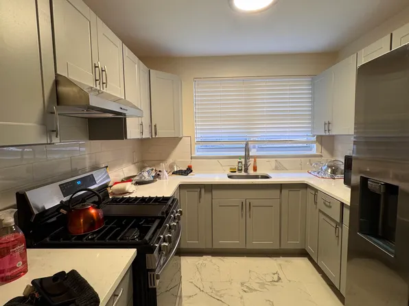 (undisclosed Address), Brooklyn, NY 11234