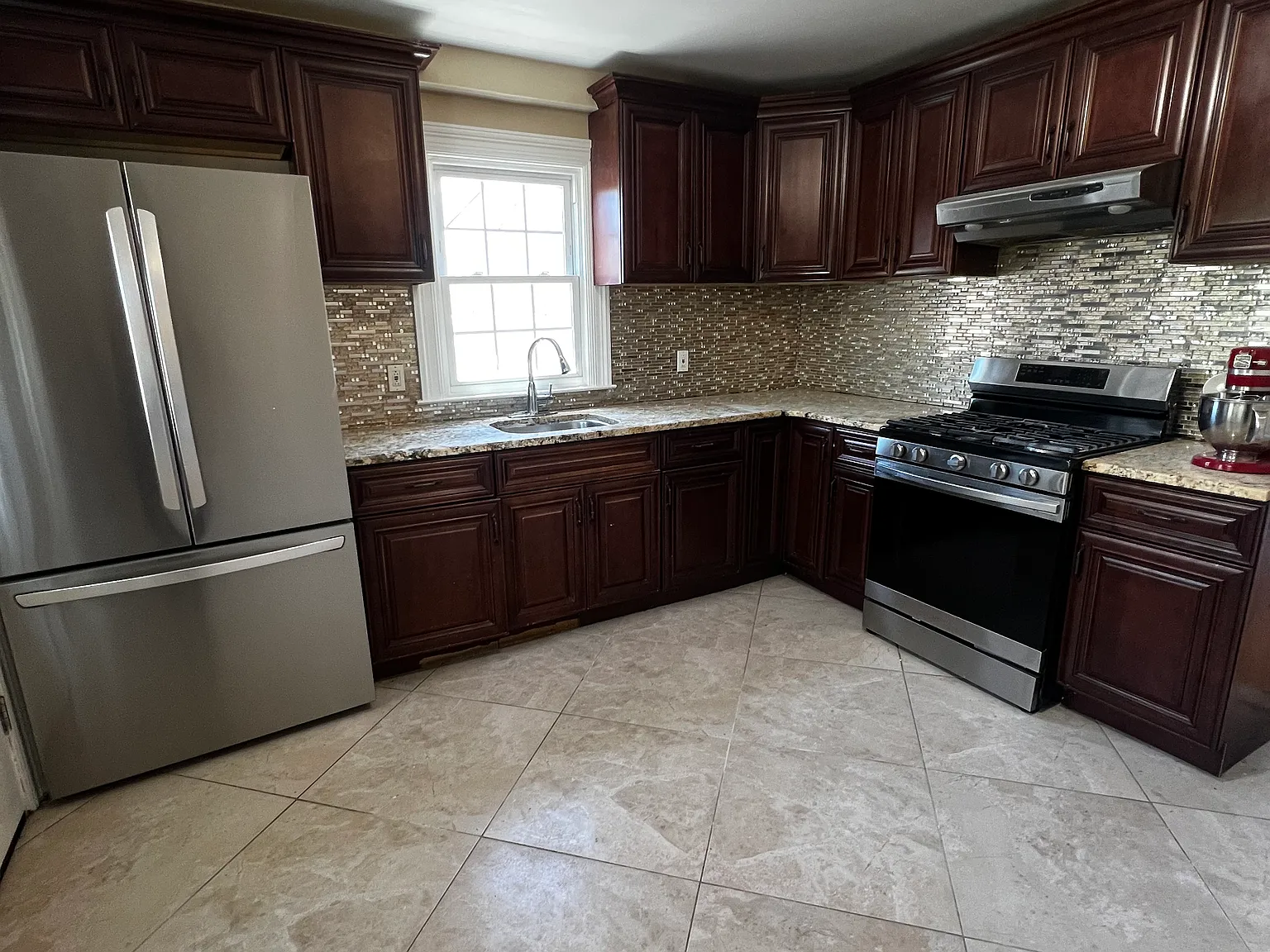 Briggs Ave, Yonkers — Photo 1
