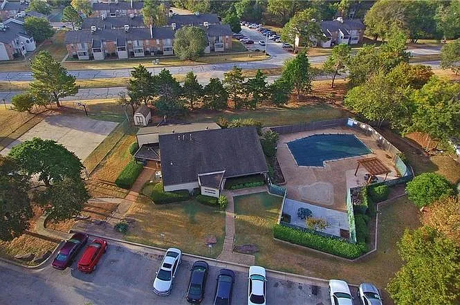 1814 Three Stars Rd — Photo 16