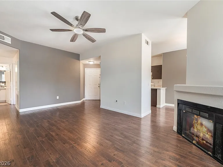1050 E Cactus Ave #2034 — Photo 5