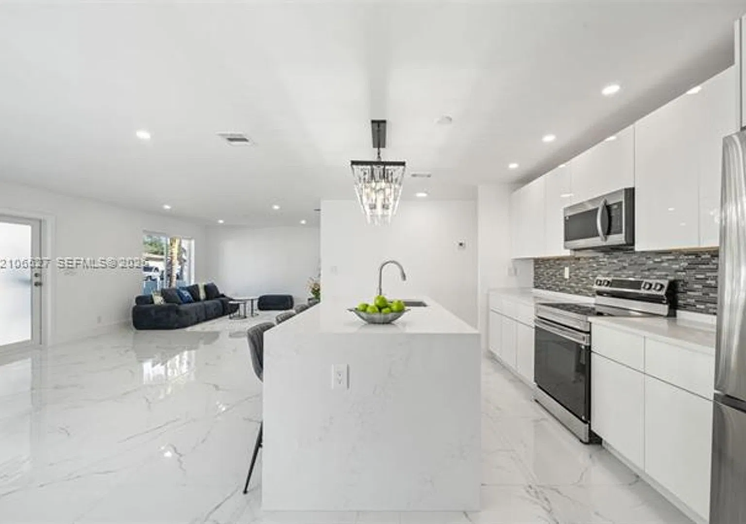 253 SW 4th St # 253, Dania Beach, FL 33004 — Photo 1