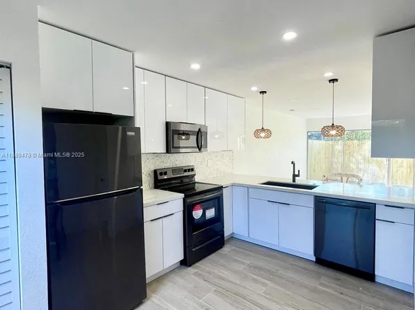 3201 NW 4th Ter APT 65, Pompano Beach, FL 33064