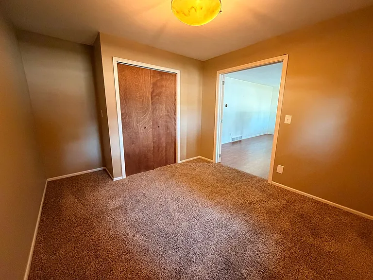 3033 New Holland St — Photo 10
