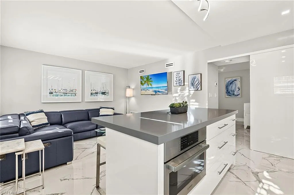 1 bed, 1.0 bath, 540 sqft, $7,000 — Photo 2