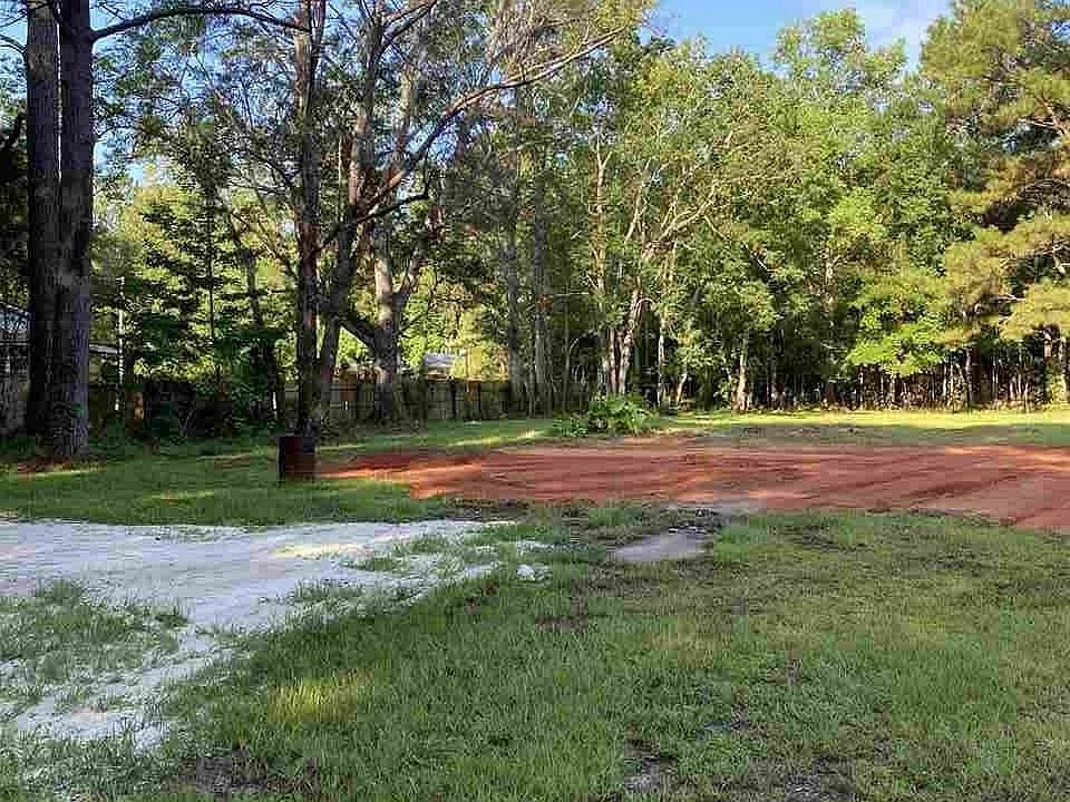 2nd image of 6813 Vail Ln