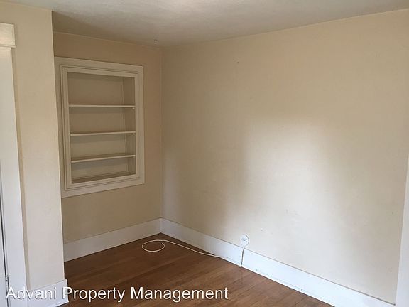 2nd image of 3515 Indiana St
