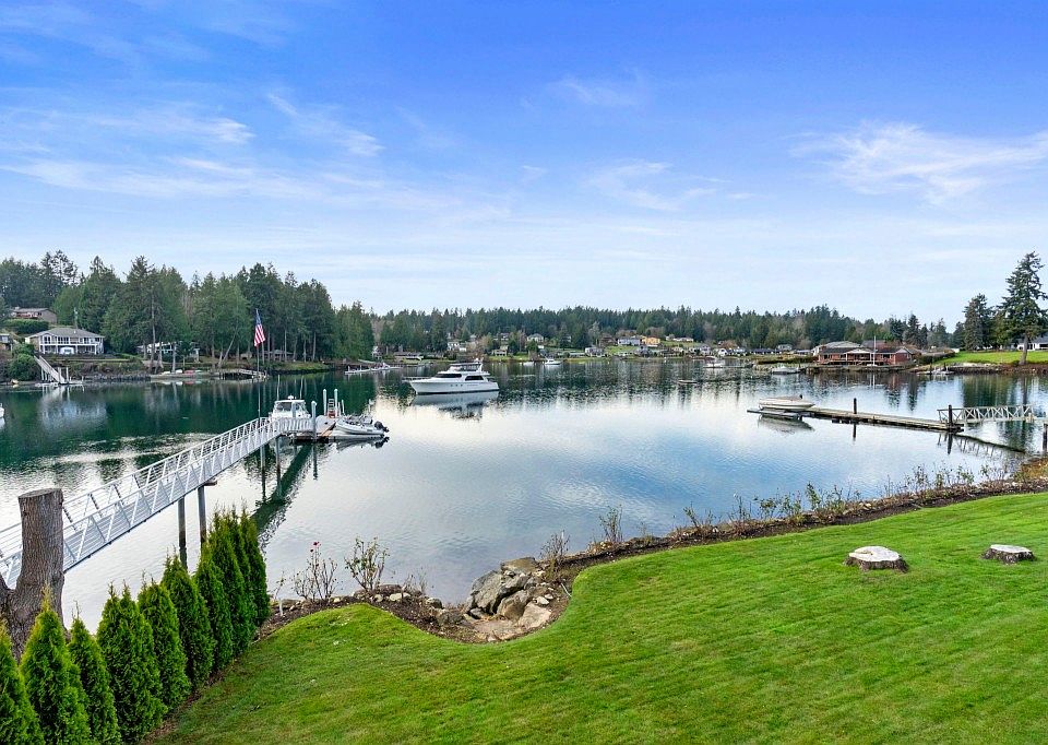 1st image of 3514 E Bay Dr NW