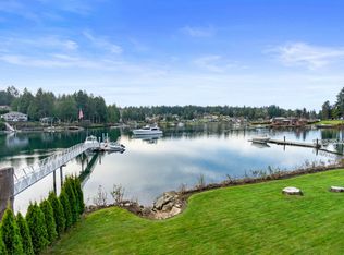 3514 E Bay Dr NW, Gig Harbor, WA 98335