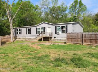 9501 Crisman Rd, Heiskell, TN 37754