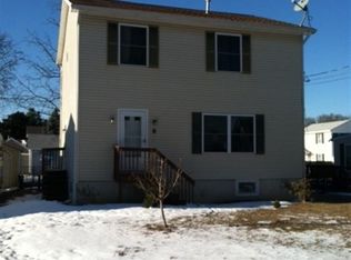 8 Hazelwood Ave, Villas, NJ 08251