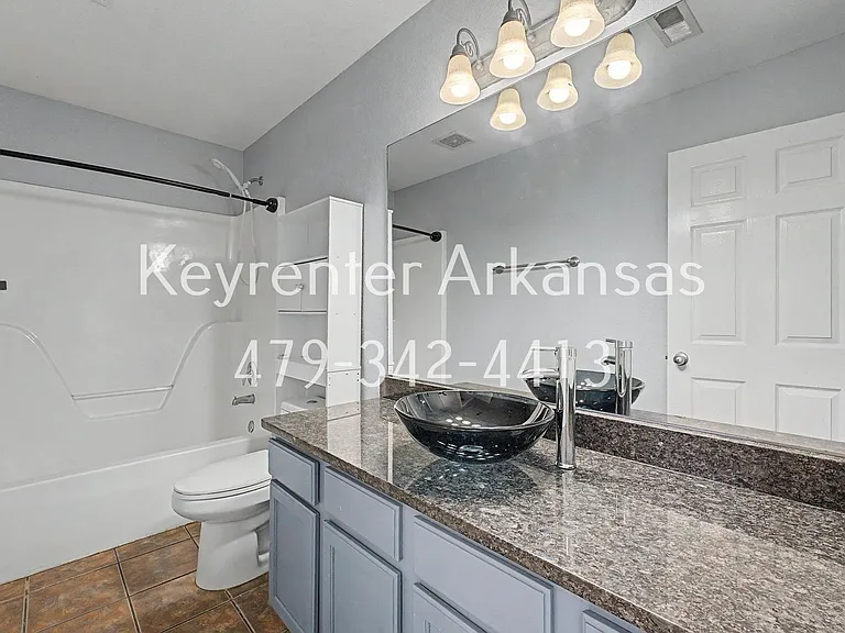 3705 SW Hansom Loop — Photo 17