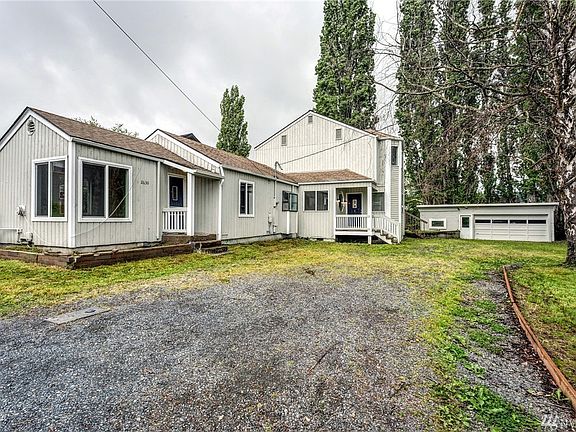 2nd image of 2630 Verona St