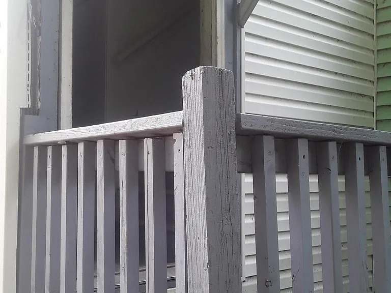 109 Sobieski St — Photo 1