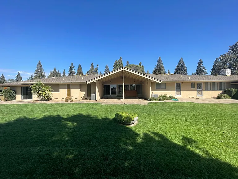 624 N Stearns Rd — Photo 55
