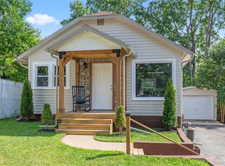 141 Parkdale Ave, Pontiac, MI 48340