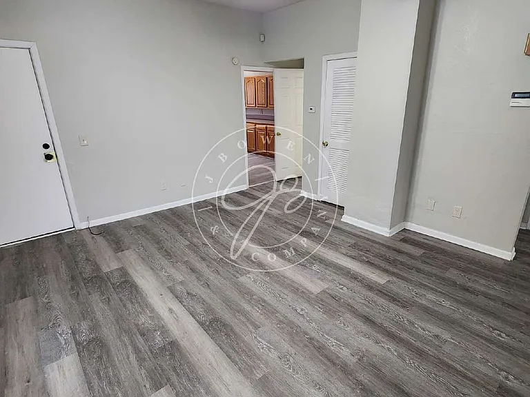 1465 Milburn Ave #1/2 — Photo 10