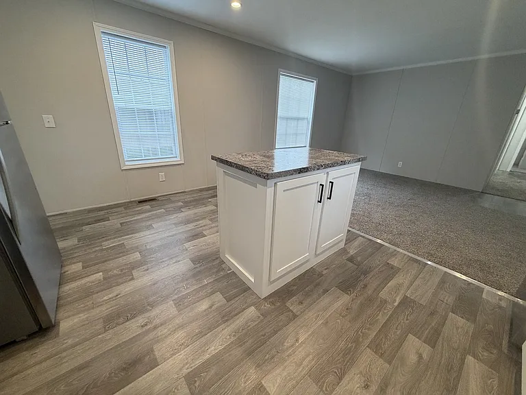 38000 Le Chateau Blvd #961 — Photo 7