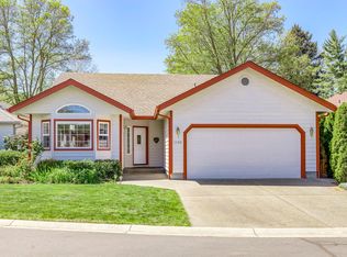 1162 Osprey Dr, Grants Pass, OR 97526