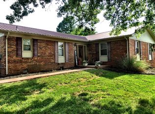 1182 52w Hwy, Portland, TN 37148