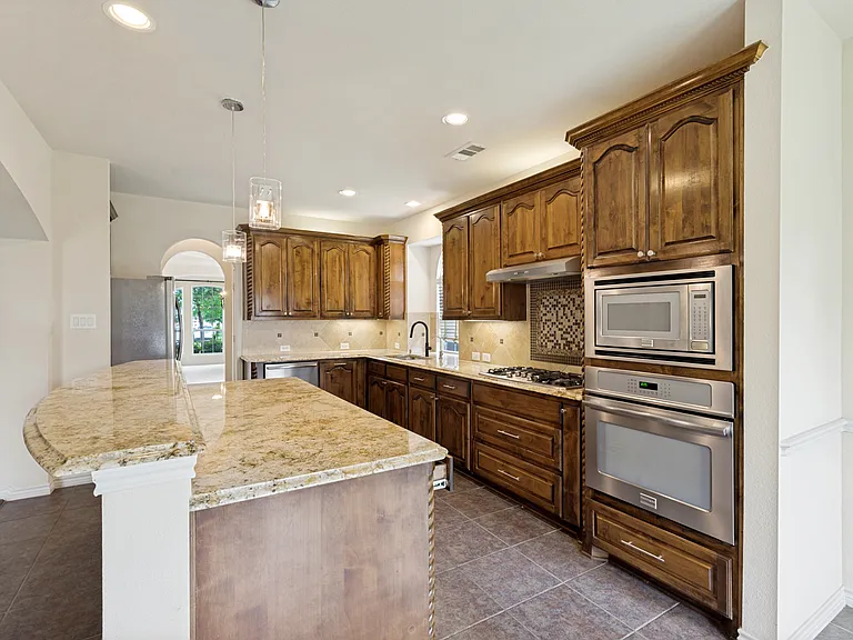 14223 Sorano Dr — Photo 5
