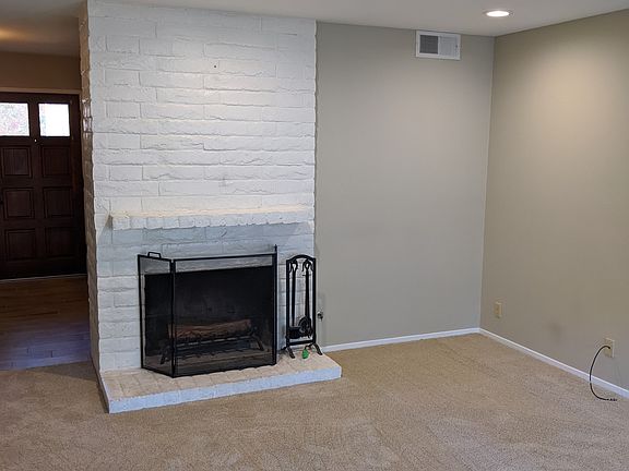 4th image of 654 Floral Dr