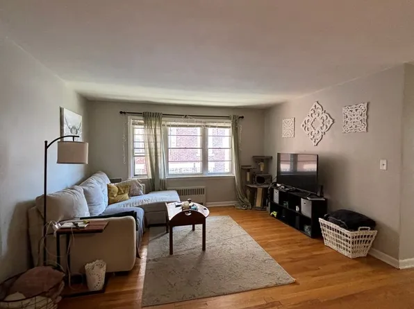 2575 N. Prospect Ave., 2575 N Prospect Ave APT 3, Milwaukee, WI 53211