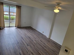 295 Prestley Rd UNIT B, Bridgeville, PA 15017