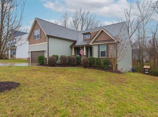 435 Stonewall Dr, Mebane, NC 27302